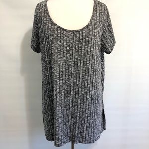 Living Doll shirt EUC 1x black/gray short sleeves
